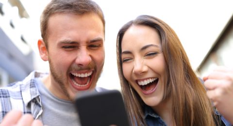 Online-Students-Find-the-Best-Scholarships